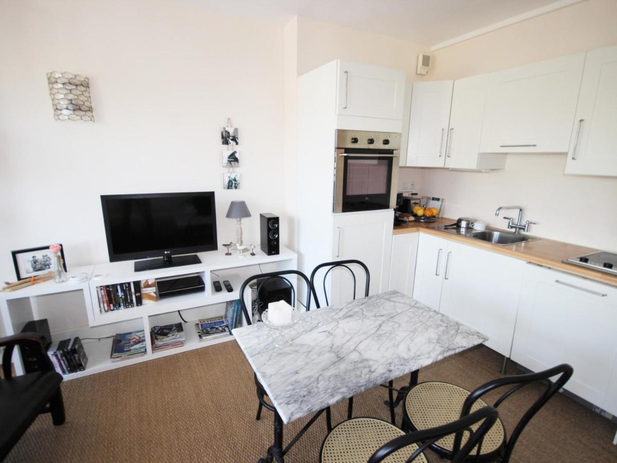 Studio Centre-Ville Royan : Plages Et Commerces A Pied, Balcon, Parking Gratuit - Fr-1-550-7 Exterior foto